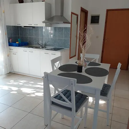 Meri Appartamento Vodice